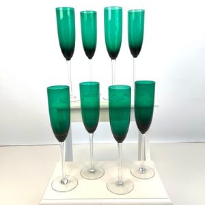 Set of 8 Holiday Gems Emerald Green Champagne Flutes By Lenox